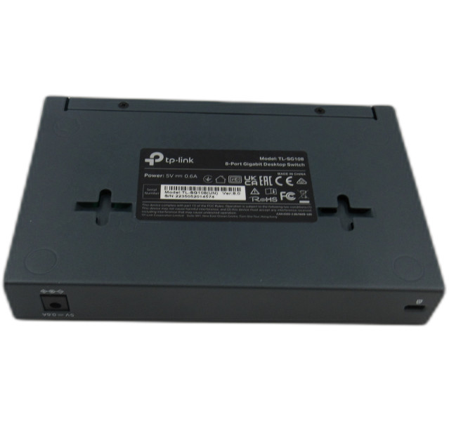 TP-LINK TL-SG108(UN), 8 Ports -10/100/1000 Gigabit Ethernet-2 Switch without Ear