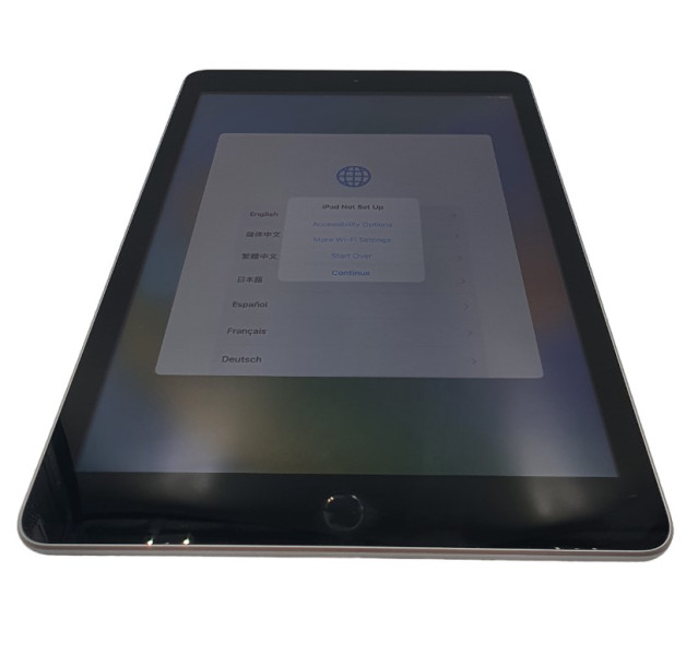 Apple iPad 5th Gen - 32GB - Space Grey - A1822- iOS 16.7.8 - Grade B